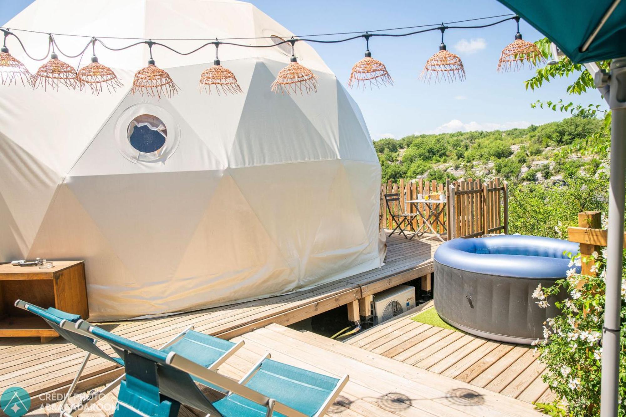 Les Domes Des Gorges Hotel Ruoms Eksteriør billede